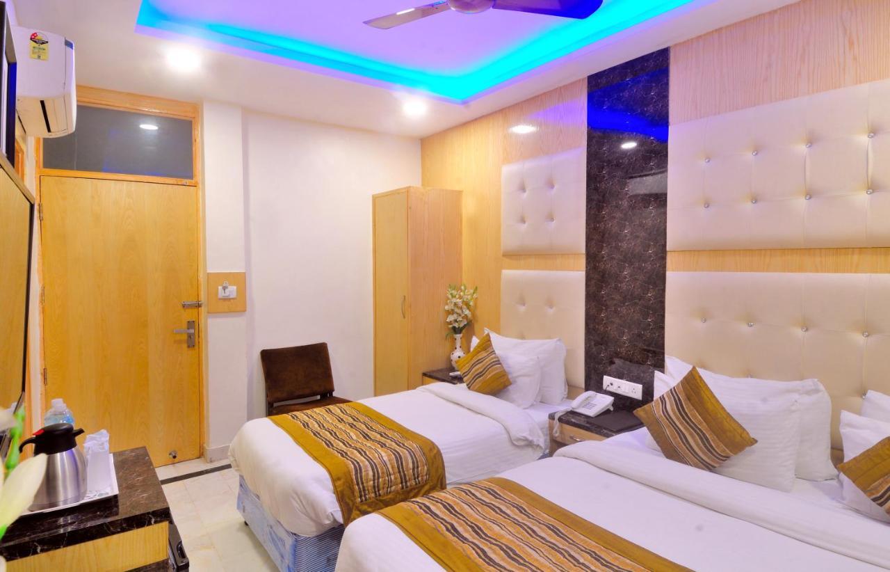Hotel Karlo Kastle - Paharganj - Нью-Дели Экстерьер фото