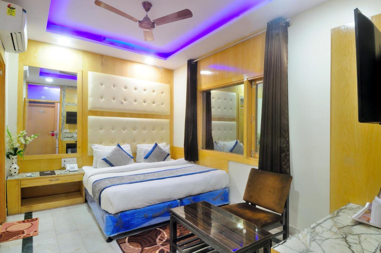 Hotel Karlo Kastle - Paharganj - Нью-Дели Экстерьер фото
